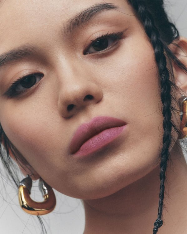 Fenty beauty icon show stopper limited-edition lipstick (Riri)