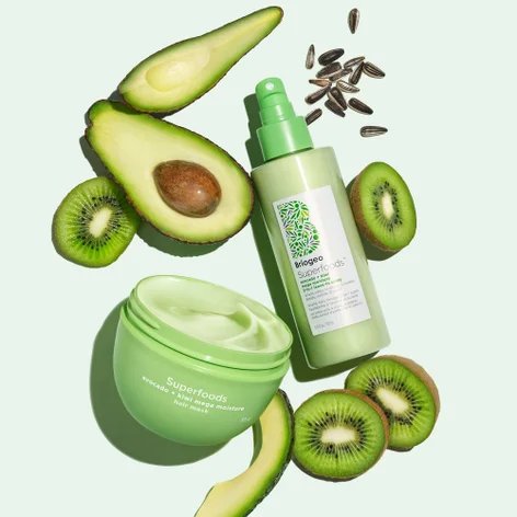 Briogeo Superfoods™
Avocado + Kiwi
Mega Moisture 3-in-1 Leave-in Spray 170 ml